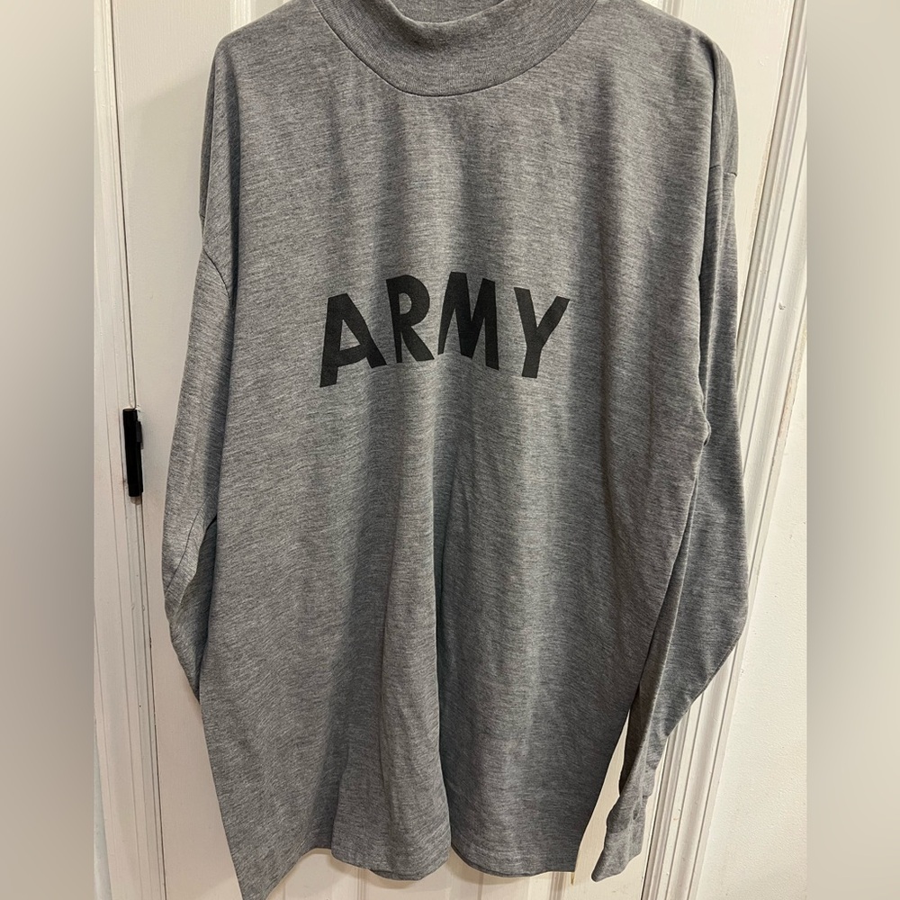 Vintage Army PT shirt